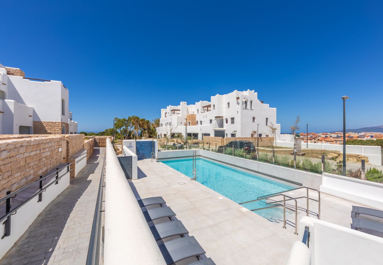 Apartamento en Tarifa - Apto 2 hab. con terraza y parking, cerca de playa y centro