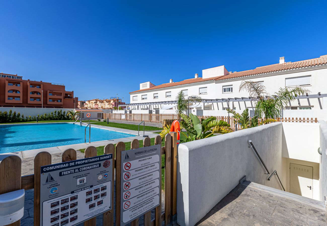 Apartamento en Tarifa - Cerca playa, piscina, terraza, vistas