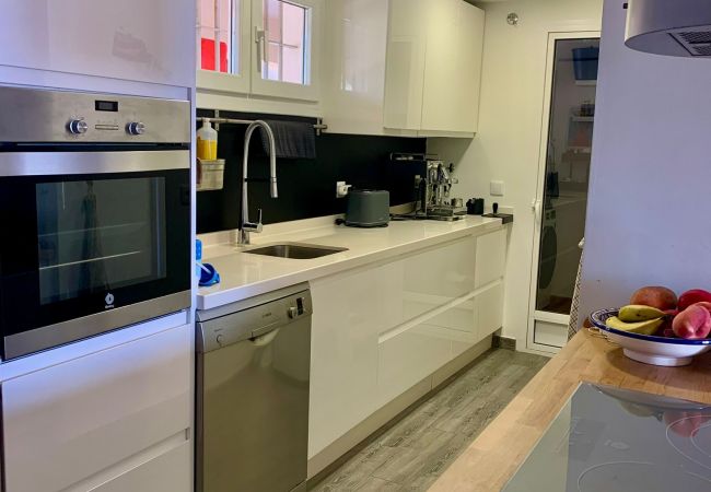 Apartamento en Tarifa - Espacio, terrazas y piscina cerca del centro