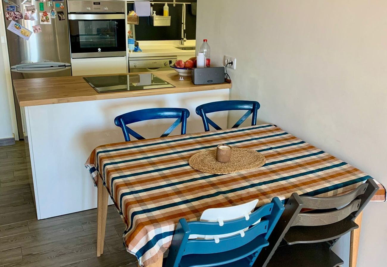 Apartamento en Tarifa - Espacio, terrazas y piscina cerca del centro