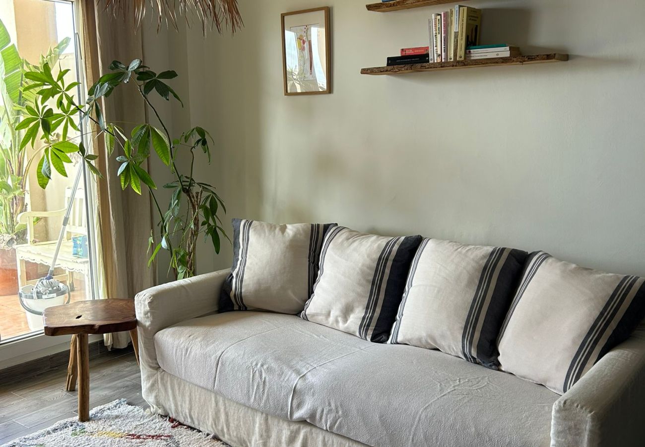 Apartamento en Tarifa - Espacio, terrazas y piscina cerca del centro