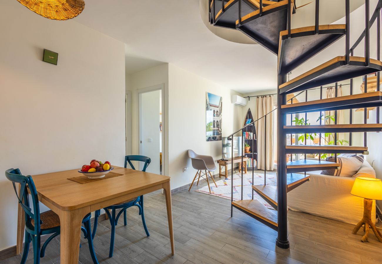 Apartamento en Tarifa - Espacio, terrazas y piscina cerca del centro