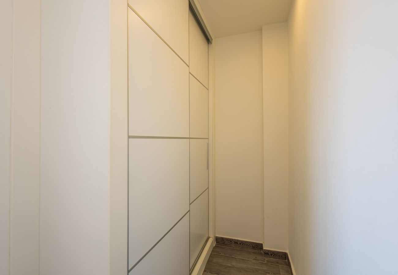 Apartamento en Tarifa - Espacio, terrazas y piscina cerca del centro