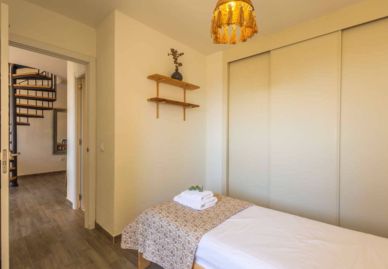 Apartamento en Tarifa - Espacio, terrazas y piscina cerca del centro