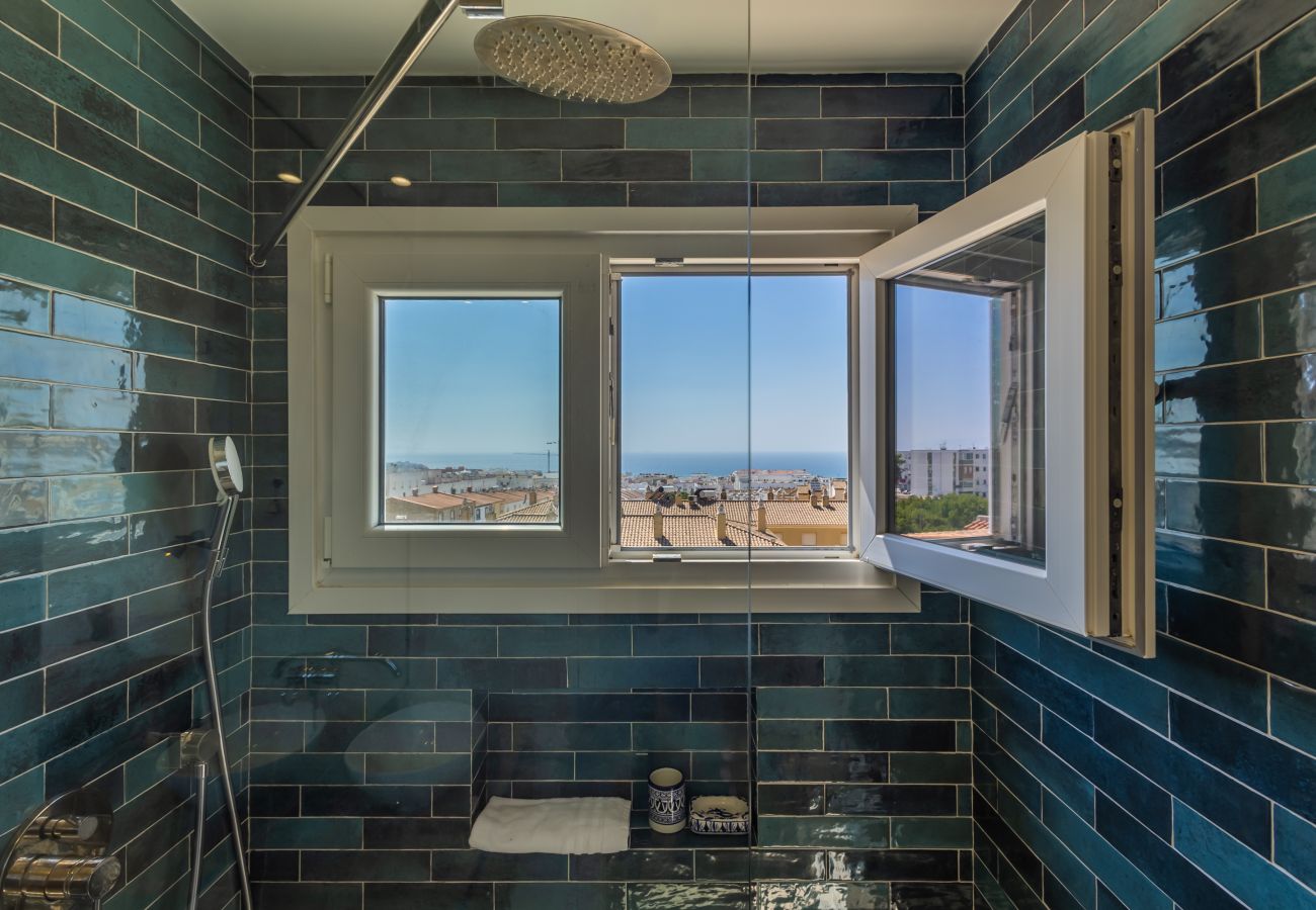 Apartamento en Tarifa - Espacio, terrazas y piscina cerca del centro