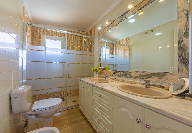 Residence in Tarifa - Apartment In quiet center of town (near beach)  Residence in Tarifa - Apartment In quiet center of town (near beach)