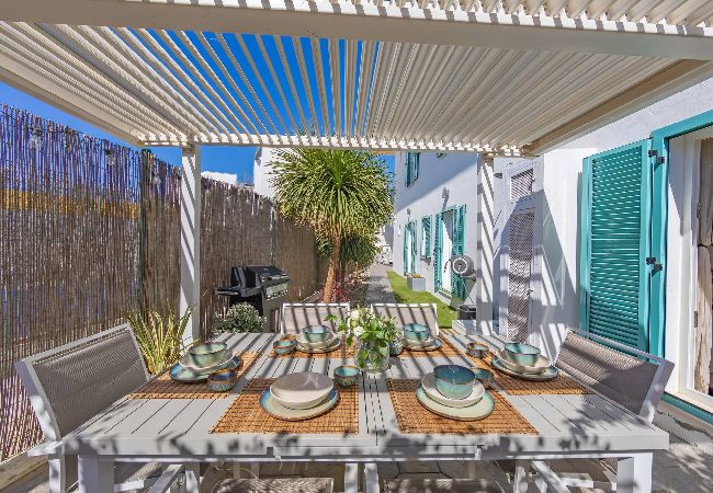 Apartment in Tarifa - Garden sheltered from Levante - WIFI Fibre  Apartment in Tarifa - Garden sheltered from Levante - WIFI Fibre