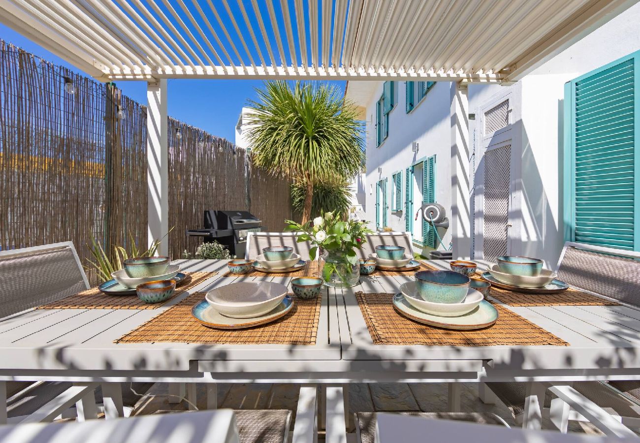 Apartment in Tarifa - Garden sheltered from Levante - WIFI Fibre 