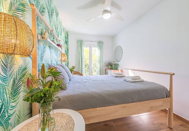 Apartment in Tarifa - Sunny and wind sheltered garden - Fiberglass WIFI  Apartment in Tarifa - Sunny and wind sheltered garden - Fiberglass WIFI