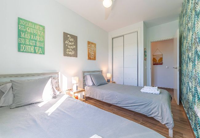 Apartment in Tarifa - Sunny and wind sheltered garden - Fiberglass WIFI  Apartment in Tarifa - Sunny and wind sheltered garden - Fiberglass WIFI