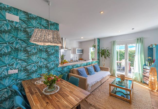 Apartment in Tarifa - Sunny and wind sheltered garden - Fiberglass WIFI  Apartment in Tarifa - Sunny and wind sheltered garden - Fiberglass WIFI