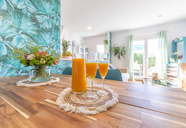 Apartment in Tarifa - Sunny and wind sheltered garden - Fiberglass WIFI  Apartment in Tarifa - Sunny and wind sheltered garden - Fiberglass WIFI