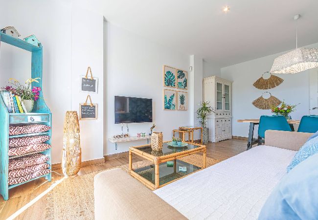 Apartment in Tarifa - Sunny and wind sheltered garden - Fiberglass WIFI  Apartment in Tarifa - Sunny and wind sheltered garden - Fiberglass WIFI