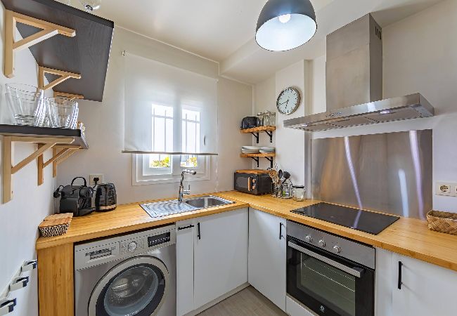 Apartment in Tarifa - Beach at 350m, Pool, Chillout Patio and Fibre WIFI  Apartment in Tarifa - Beach at 350m, Pool, Chillout Patio and Fibre WIFI