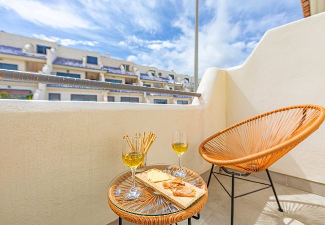 Apartment in Tarifa - Beach at 350m, Pool, Chillout Patio and Fibre WIFI  Apartment in Tarifa - Beach at 350m, Pool, Chillout Patio and Fibre WIFI