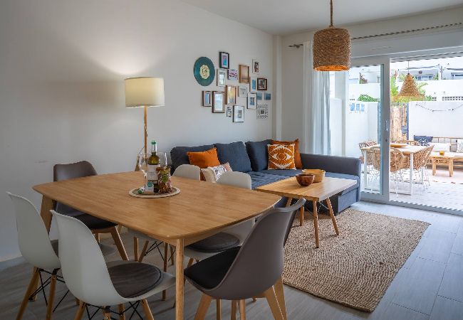 Apartment in Tarifa - Beach at 350m, Pool, Chillout Patio and Fibre WIFI  Apartment in Tarifa - Beach at 350m, Pool, Chillout Patio and Fibre WIFI