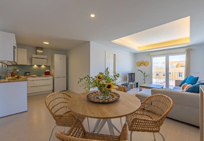 Apartment in Tarifa - Ventura – Central, Pool, Balcony, WiFi and Parking Apartment in Tarifa - Ventura – Central, Pool, Balcony, WiFi and Parking