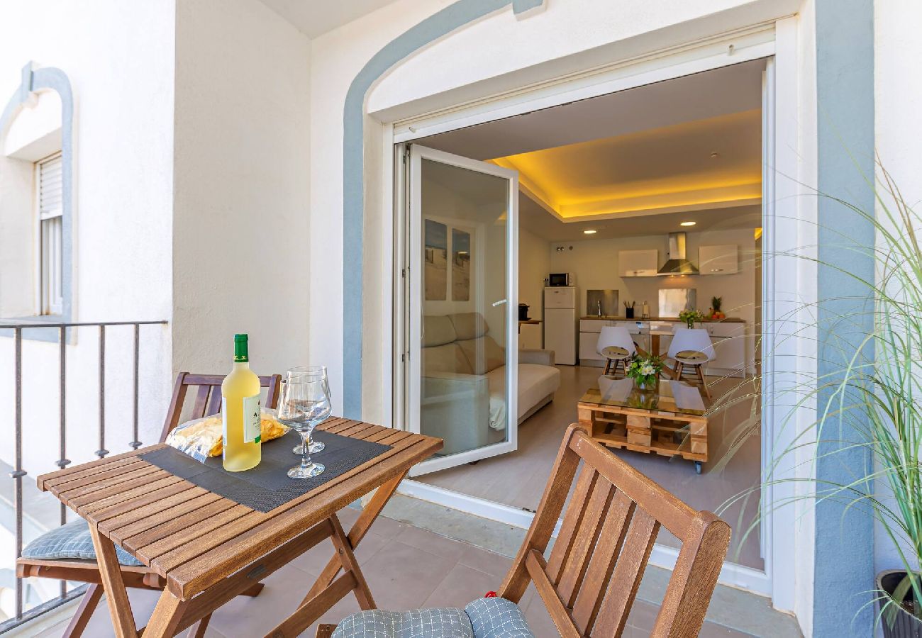 Apartment in Tarifa - Ventura P1 - Pool & Central Location - Private Parking