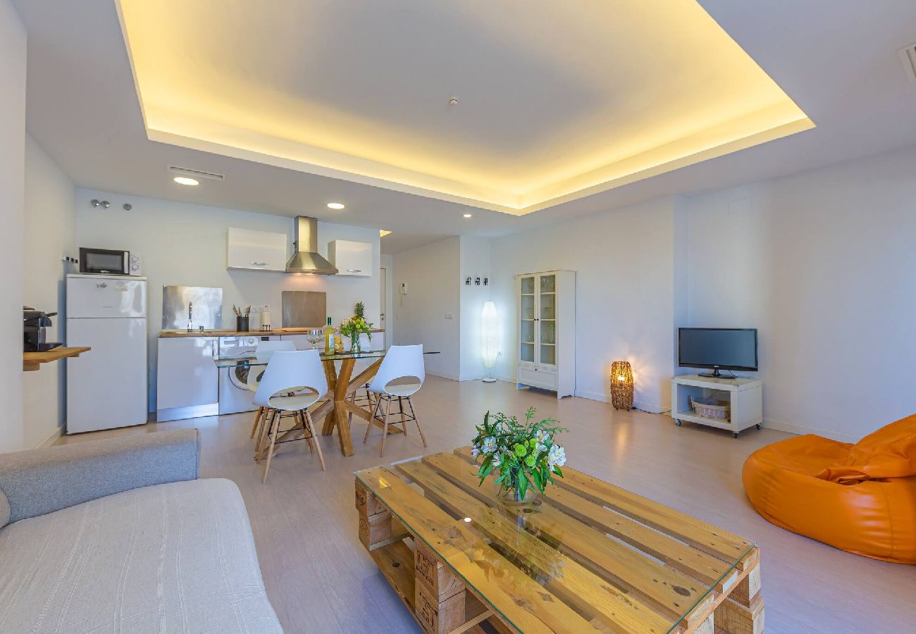 Apartment in Tarifa - Ventura P1 - Pool & Central Location - Private Parking