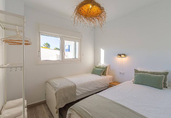 Residence in Tarifa - Spacious Private Garden and pool -  WIFI Fibre  Residence in Tarifa - Spacious Private Garden and pool -  WIFI Fibre