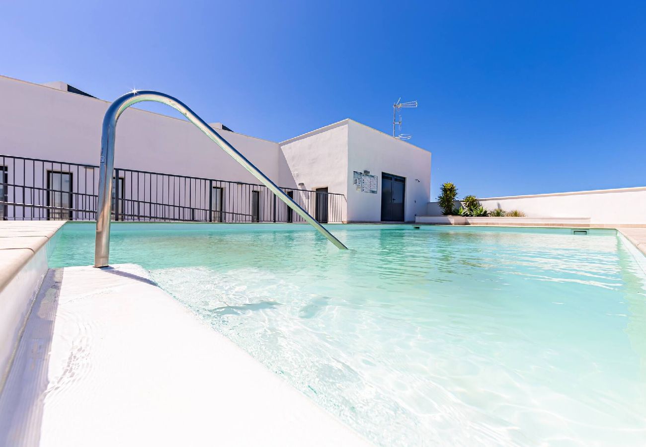 Residence in Tarifa - -