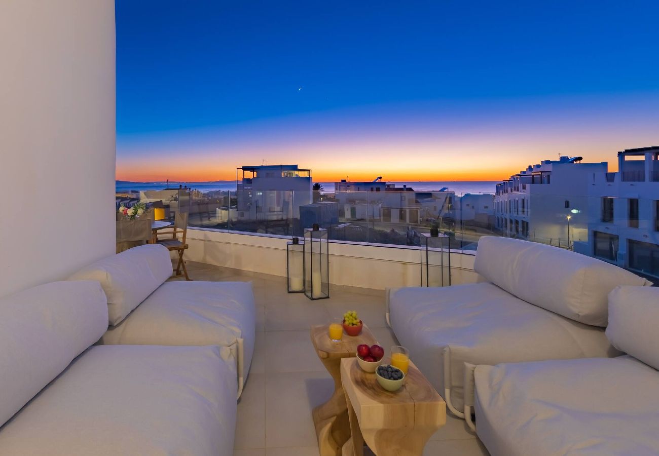 Residence in Tarifa - Whalehouse 2 - Terrace, Sea view & Spa - WIFI 