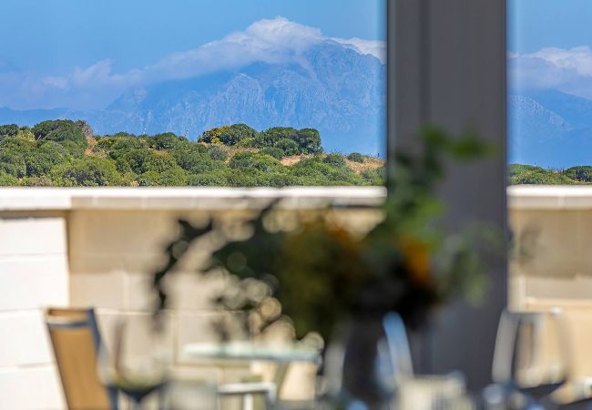 Residence in Tarifa - Spacious terrace, pool, private garage, and fiber internet Residence in Tarifa - Spacious terrace, pool, private garage, and fiber internet