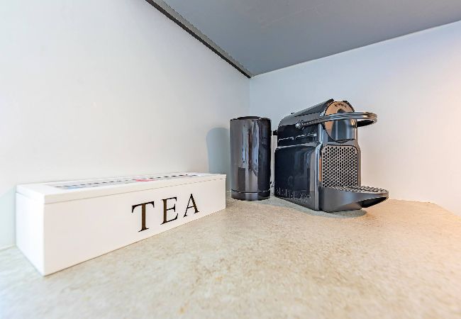 Residence in Tarifa - Spacious terrace, pool, private garage, and fiber internet Residence in Tarifa - Spacious terrace, pool, private garage, and fiber internet