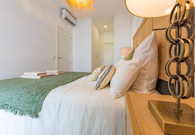 Residence in Tarifa - Spacious terrace, pool, private garage, and fiber internet Residence in Tarifa - Spacious terrace, pool, private garage, and fiber internet