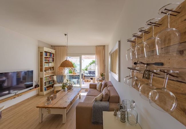 Apartment in Tarifa - Terrace, pool, near beach & home office (Fibre)  Apartment in Tarifa - Terrace, pool, near beach & home office (Fibre)