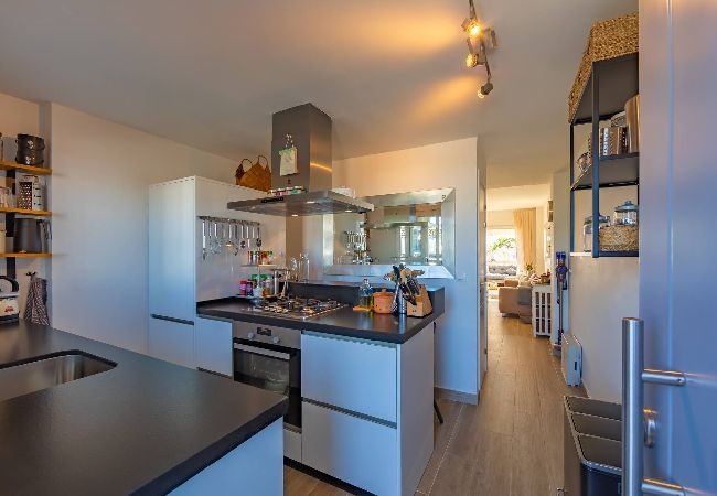 Apartment in Tarifa - Terrace, pool, near beach & home office (Fibre)  Apartment in Tarifa - Terrace, pool, near beach & home office (Fibre)