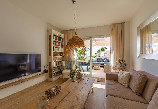 Apartment in Tarifa - Terrace, pool, near beach & home office (Fibre)  Apartment in Tarifa - Terrace, pool, near beach & home office (Fibre)