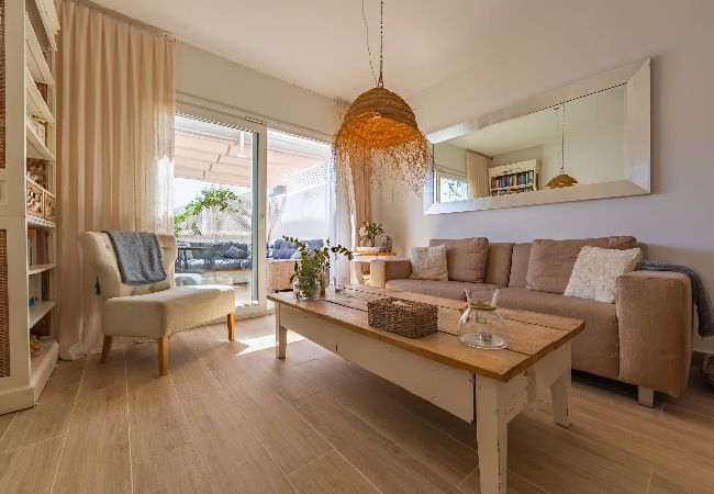 Apartment in Tarifa - Terrace, pool, near beach & home office (Fibre)  Apartment in Tarifa - Terrace, pool, near beach & home office (Fibre)