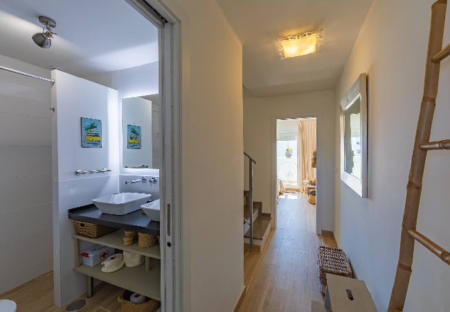 Apartment in Tarifa - Terrace, pool, near beach & home office (Fibre)  Apartment in Tarifa - Terrace, pool, near beach & home office (Fibre)