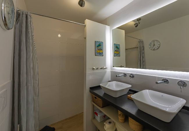 Apartment in Tarifa - Terrace, pool, near beach & home office (Fibre)  Apartment in Tarifa - Terrace, pool, near beach & home office (Fibre)