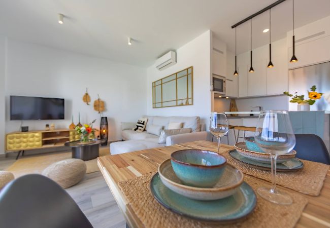 Apartment in Tarifa - Centric, Terrace & Pool - Fiberglass WIFI  Apartment in Tarifa - Centric, Terrace & Pool - Fiberglass WIFI