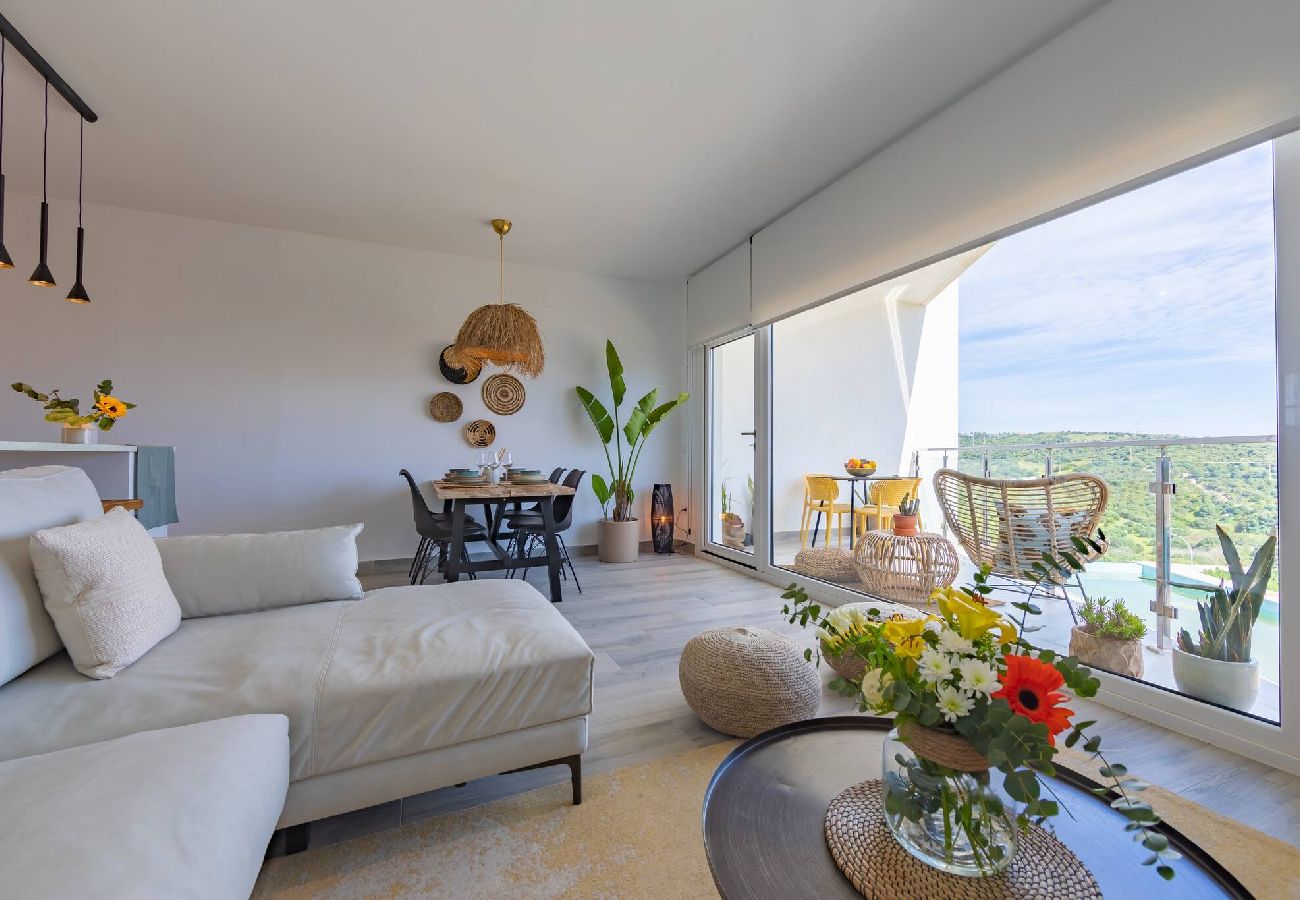 Apartment in Tarifa - Centric, Terrace & Pool - Fiberglass WIFI 