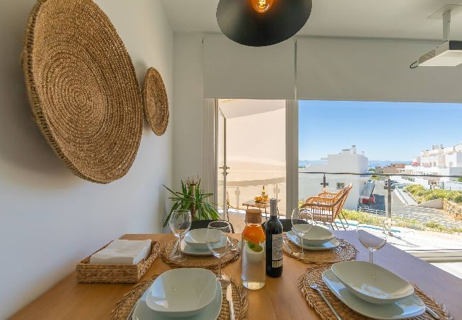 Residence in Tarifa - Panoramic Views, Terrace & Pool - Fiberglass WIFI  Residence in Tarifa - Panoramic Views, Terrace & Pool - Fiberglass WIFI