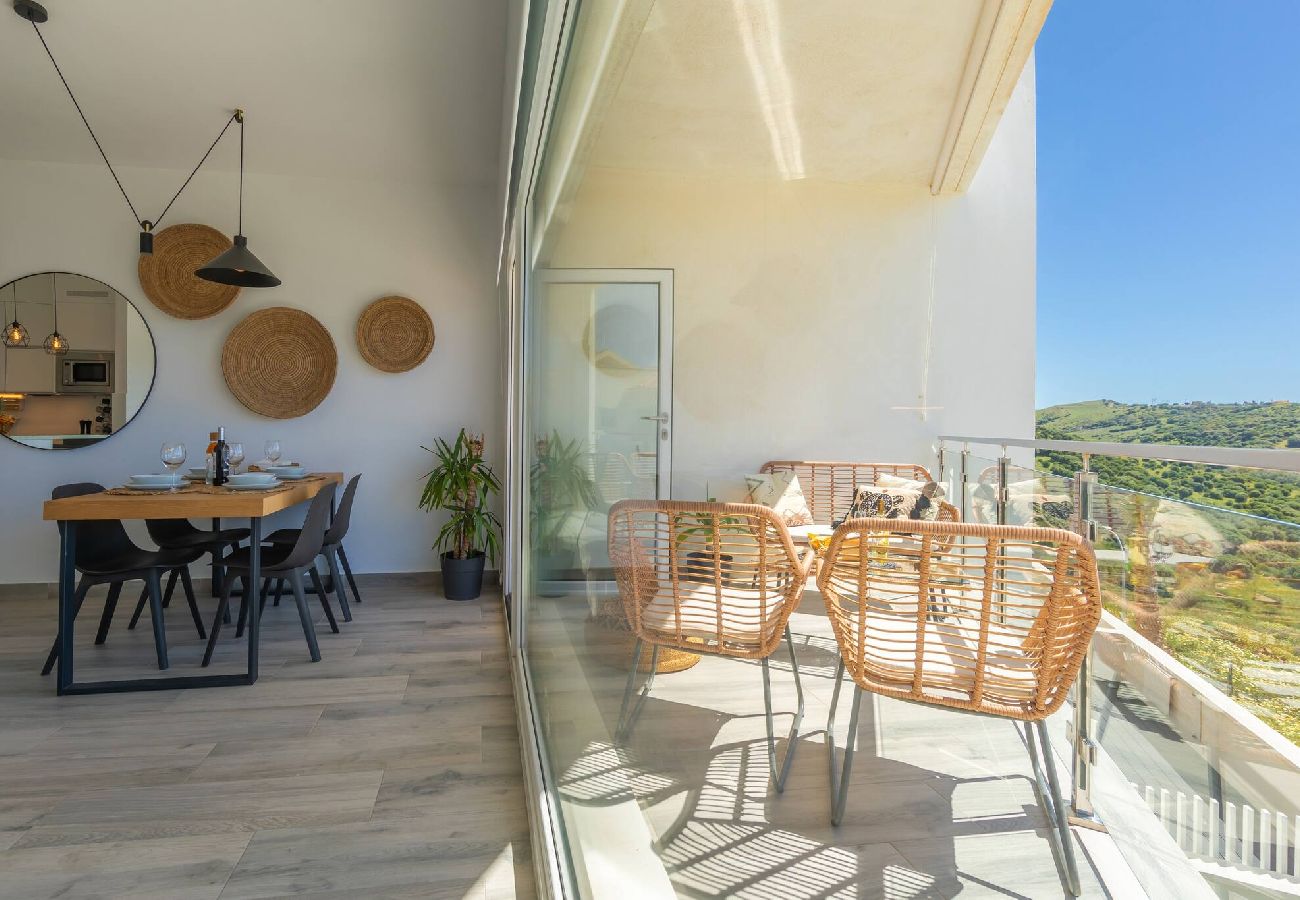 Residence in Tarifa - Panoramic Views, Terrace & Pool - Fiberglass WIFI 