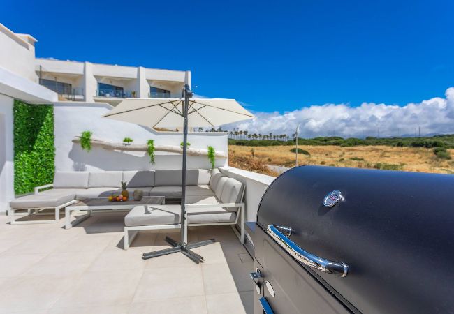 Apartment in Tarifa - Terrace, sea view, pool, parking space & fibre  Apartment in Tarifa - Terrace, sea view, pool, parking space & fibre