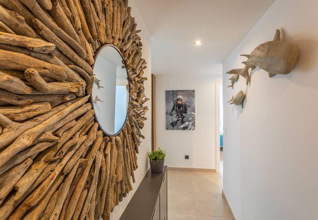 Apartment in Tarifa - Terrace, sea view, pool, parking space & fibre  Apartment in Tarifa - Terrace, sea view, pool, parking space & fibre