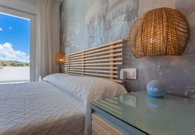 Apartment in Tarifa - Terrace, sea view, pool, parking space & fibre  Apartment in Tarifa - Terrace, sea view, pool, parking space & fibre