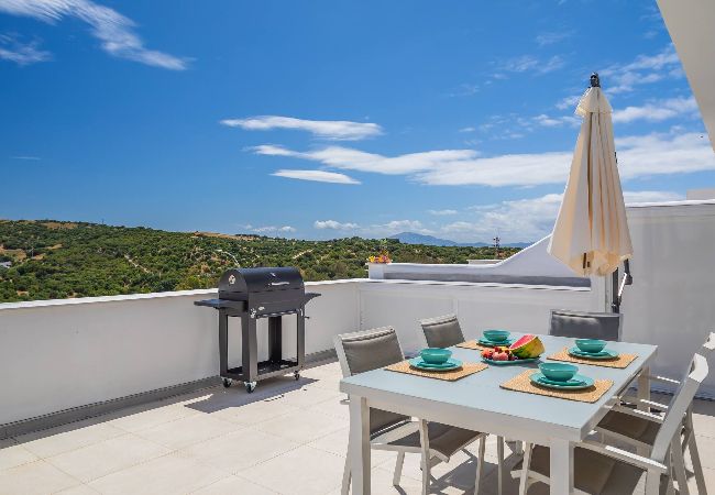 Apartment in Tarifa - Terrace, sea view, pool, parking space & fibre  Apartment in Tarifa - Terrace, sea view, pool, parking space & fibre