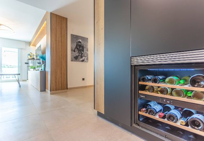 Apartment in Tarifa - Terrace, sea view, pool, parking space & fibre  Apartment in Tarifa - Terrace, sea view, pool, parking space & fibre