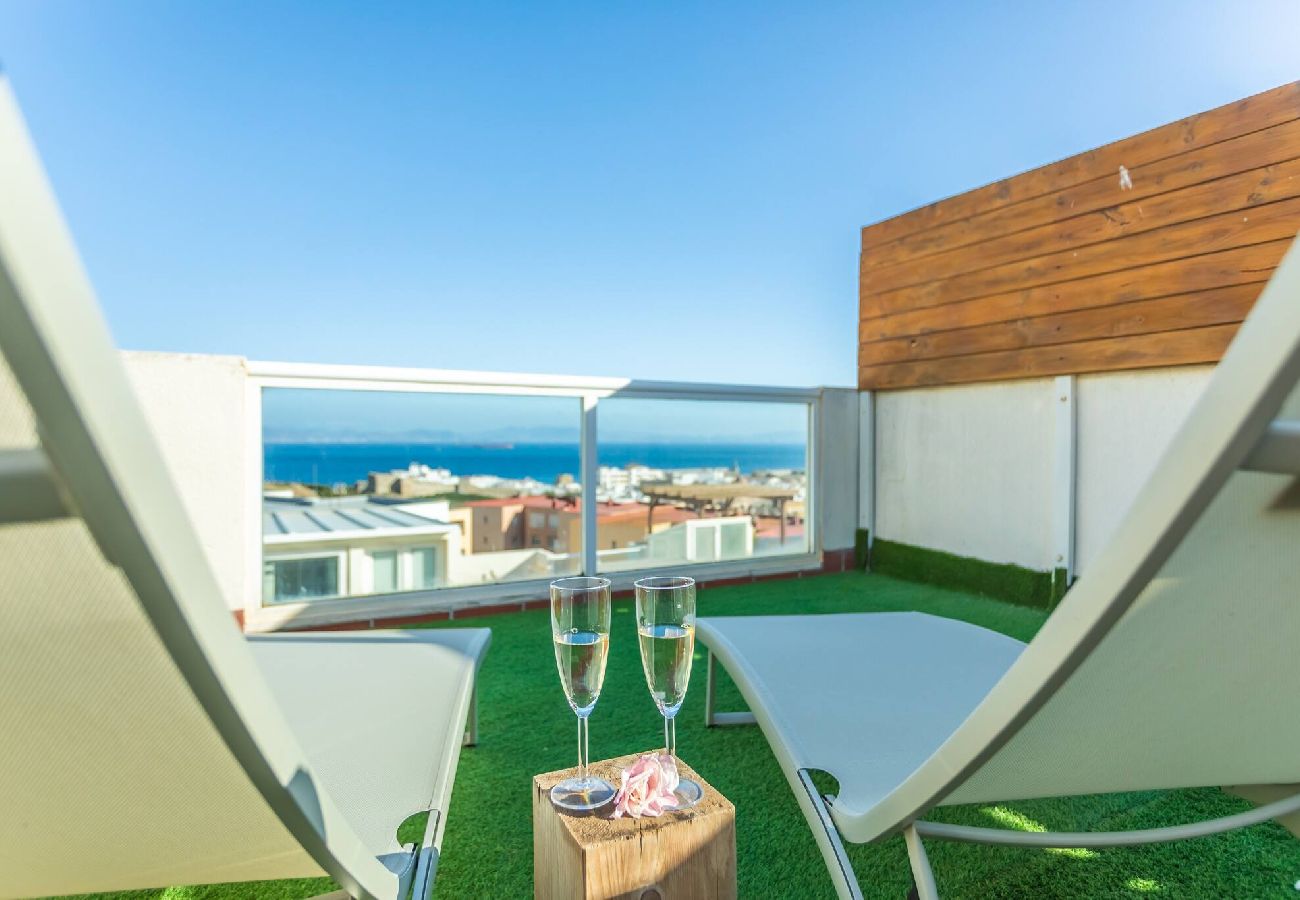 Apartment in Tarifa - Terrace & panoramic views on Sea & Africa 