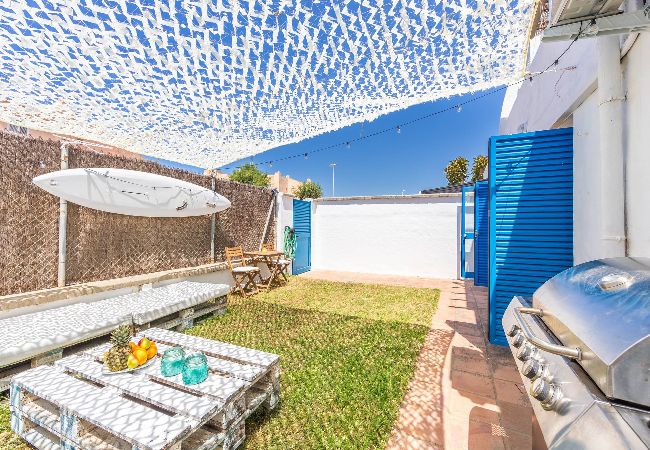  in Tarifa - 2nd line beach, garden, office & WIFI 