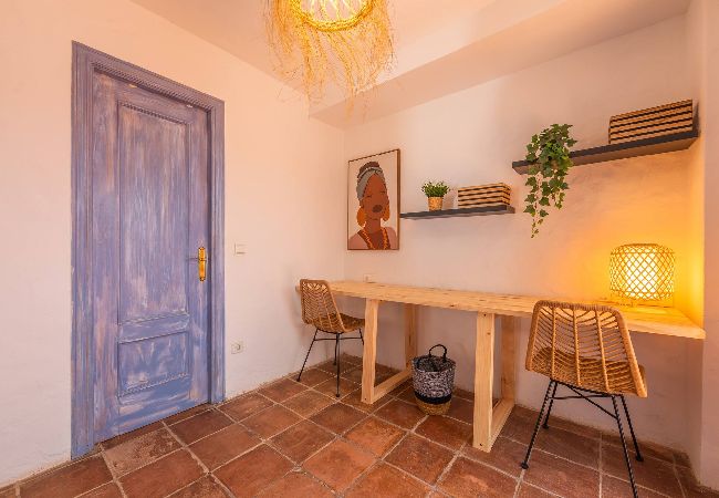 Apartment in Tarifa - 2nd line beach, garden, office & WIFI  Apartment in Tarifa - 2nd line beach, garden, office & WIFI