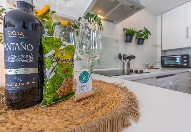 Apartment in Tarifa - 2nd line beach, garden, office & WIFI  Apartment in Tarifa - 2nd line beach, garden, office & WIFI