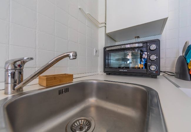 Apartment in Tarifa - 2nd line beach, garden, office & WIFI  Apartment in Tarifa - 2nd line beach, garden, office & WIFI