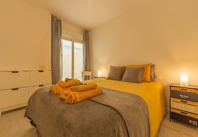 Apartment in Tarifa - Near beach, cosy terrace, pool & fibre WIFI  Apartment in Tarifa - Near beach, cosy terrace, pool & fibre WIFI